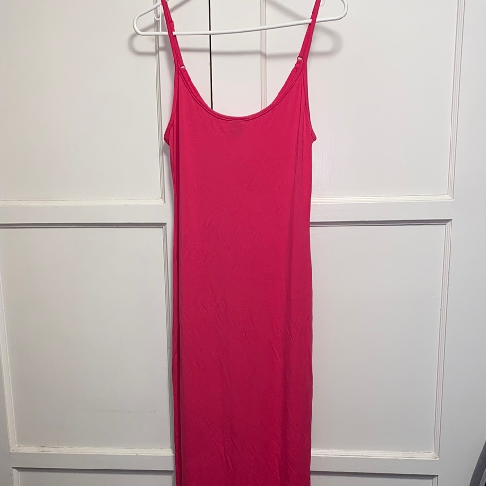 SHEIN BASICS Medium Pink Solid Form Fitted Slip Dress - Picture 2 of 10